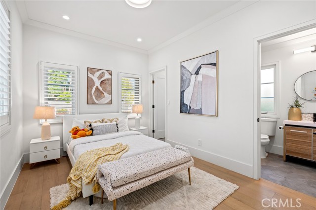 MLS #WS25149796 image #32