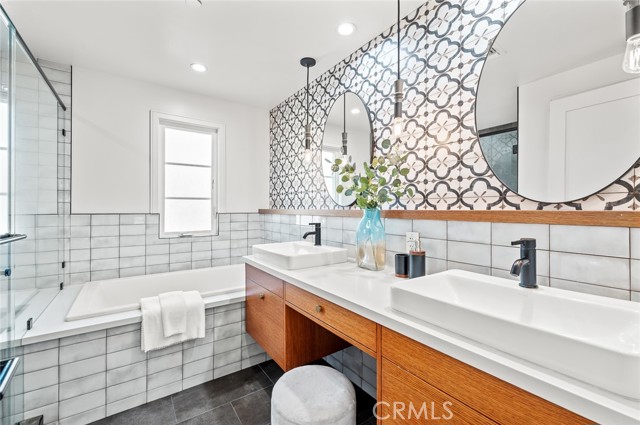 MLS #WS25149796 image #45