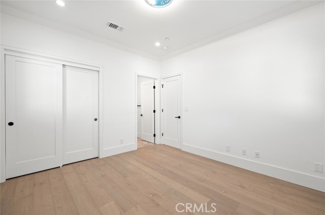 MLS #WS25149796 image #48