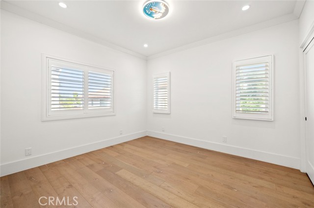 MLS #WS25149796 image #49