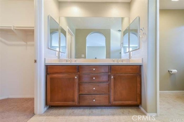 MLS #WS25150878 image #10