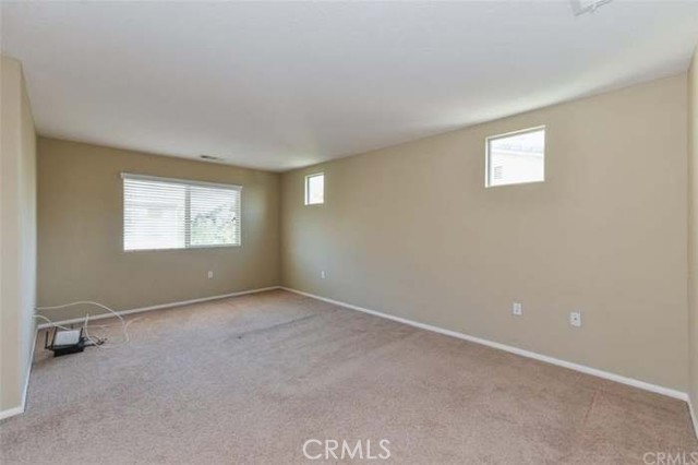 MLS #WS25150878 image #9