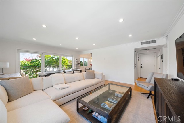 MLS #WS25153050 image #1