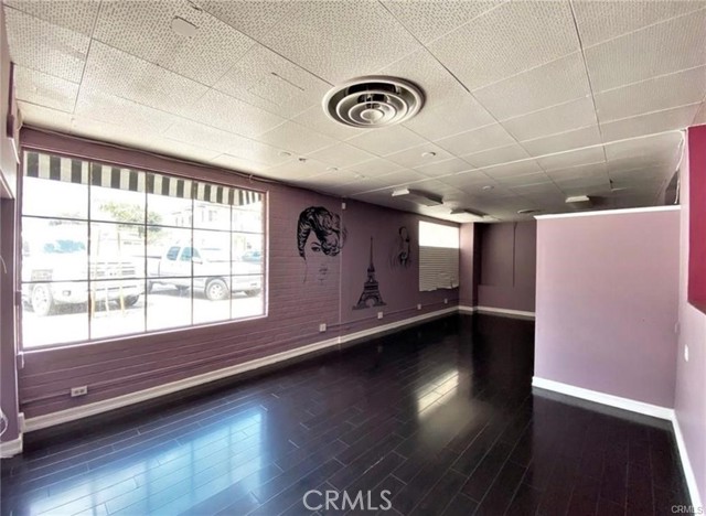 MLS #WS25153449 image #2