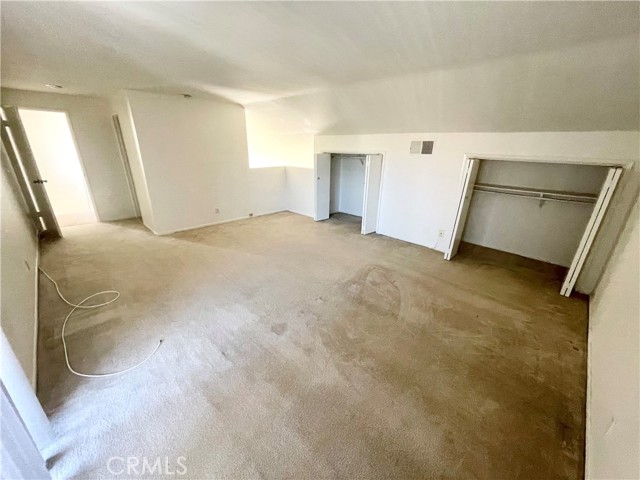 MLS #WS25155124 image #24