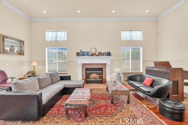 MLS #WS25158507 image #3