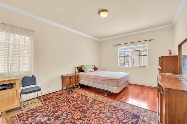 MLS #WS25158507 image #9