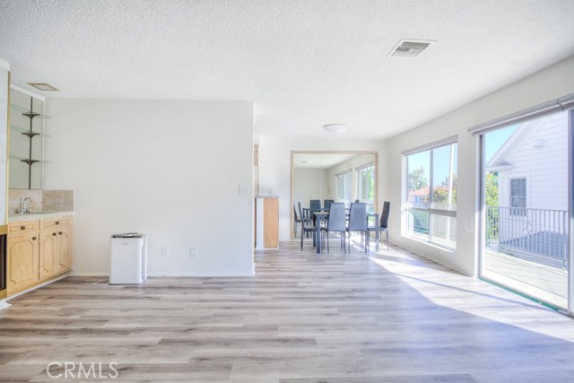 MLS #WS25158518 image #12