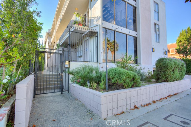 MLS #WS25158518 image #2