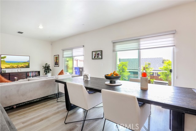 MLS #WS25159091 image #12