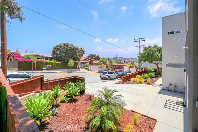 MLS #WS25159091 image #2