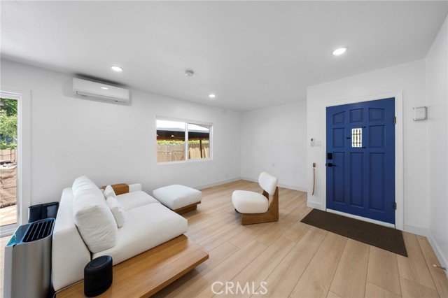 MLS #WS25159753 image #2