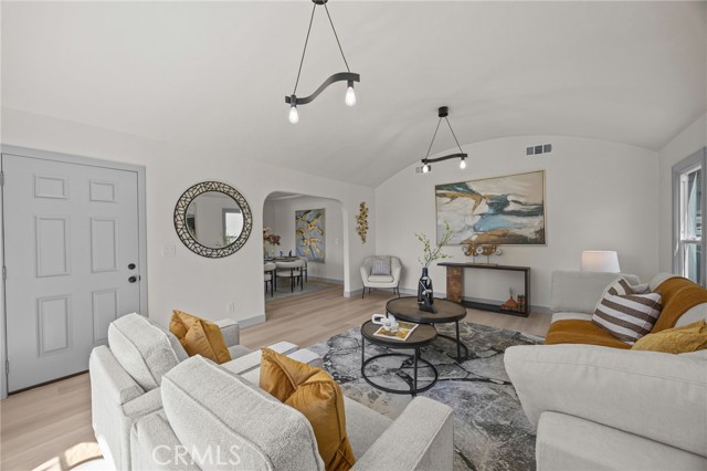 MLS #WS25159920 image #2