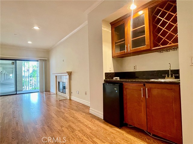 MLS #WS25160769 image #2