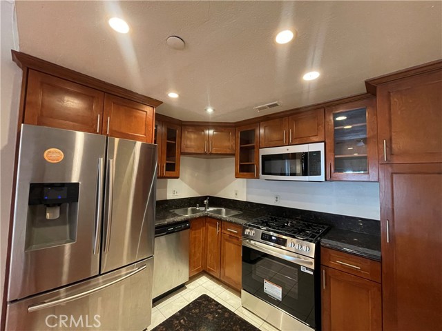 MLS #WS25160769 image #5