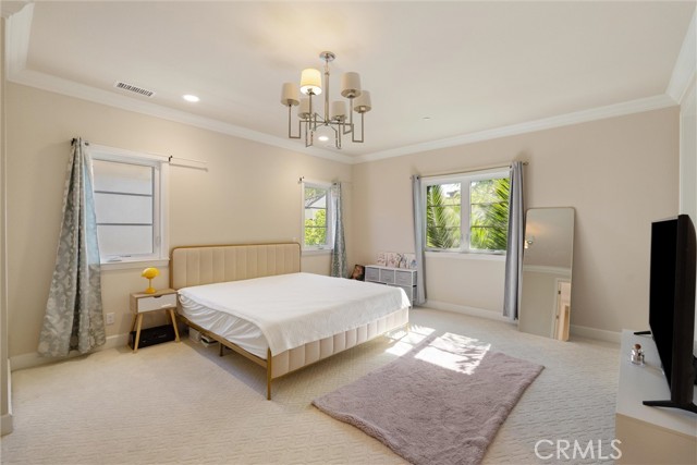 MLS #WS25161788 image #16