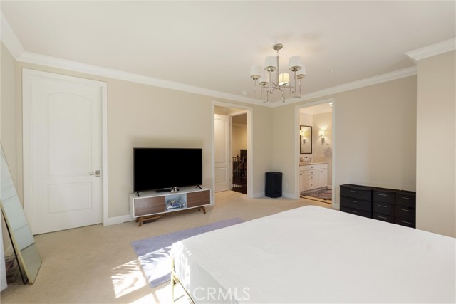 MLS #WS25161788 image #17