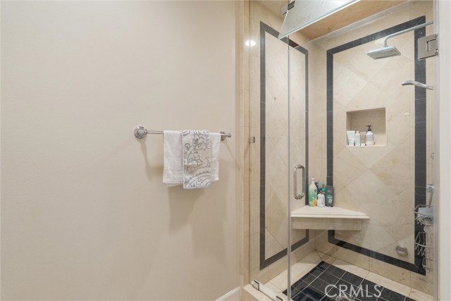 MLS #WS25161788 image #20