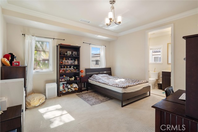 MLS #WS25161788 image #21