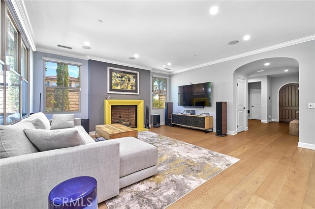 MLS #WS25162420 image #5