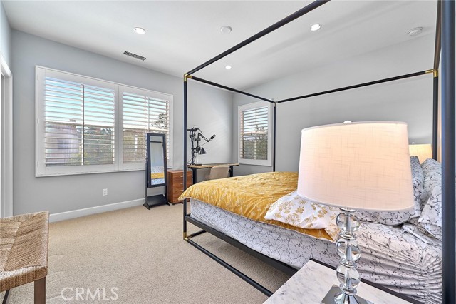 MLS #WS25162420 image #54