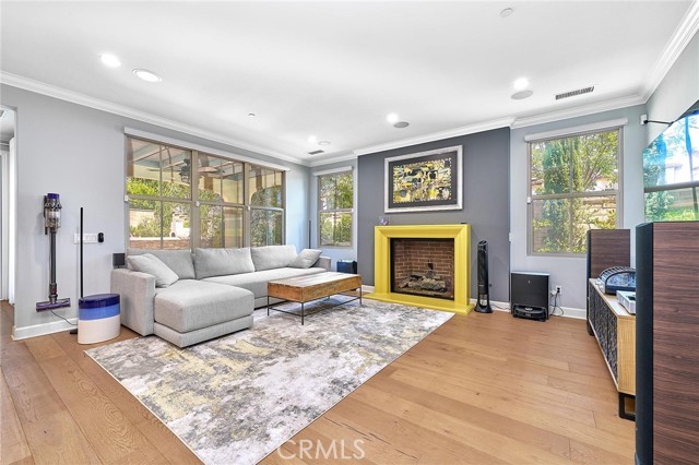 MLS #WS25162420 image #6