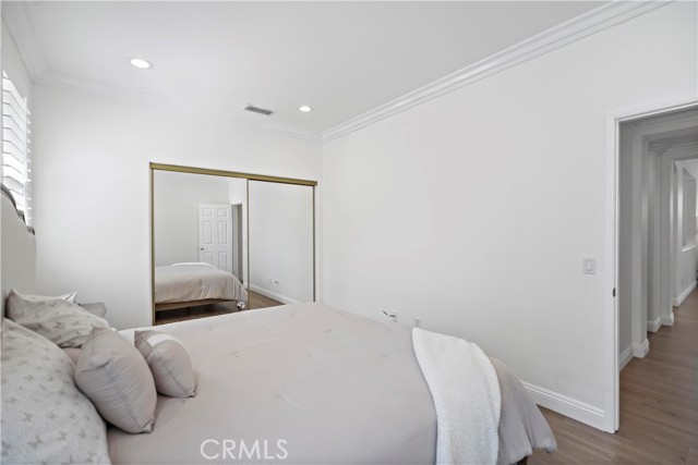 MLS #WS25162863 image #15