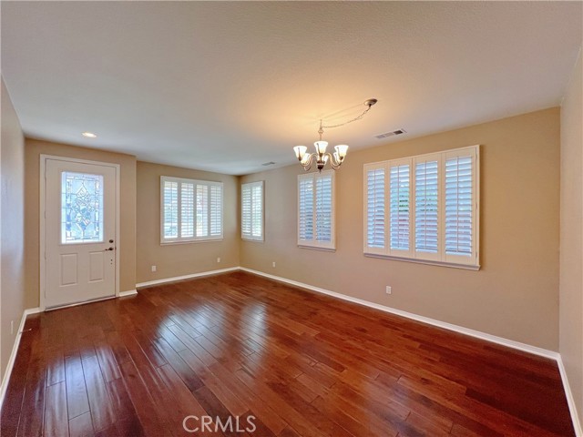 MLS #WS25162922 image #5