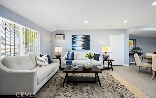 MLS #WS25164400 image #4