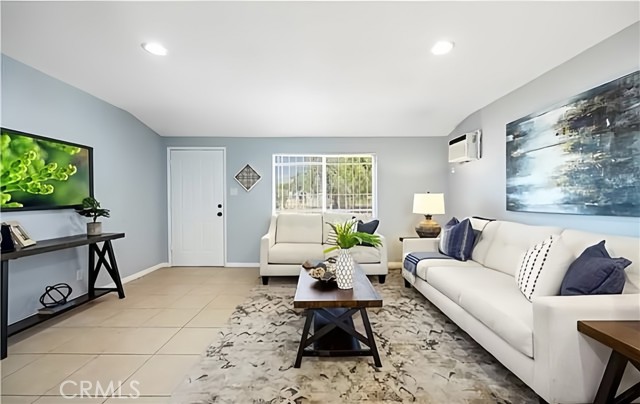 MLS #WS25164400 image #5