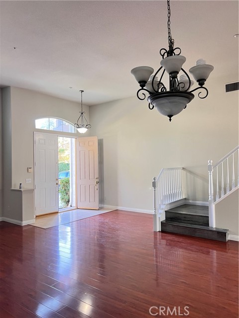 MLS #WS25165475 image #3