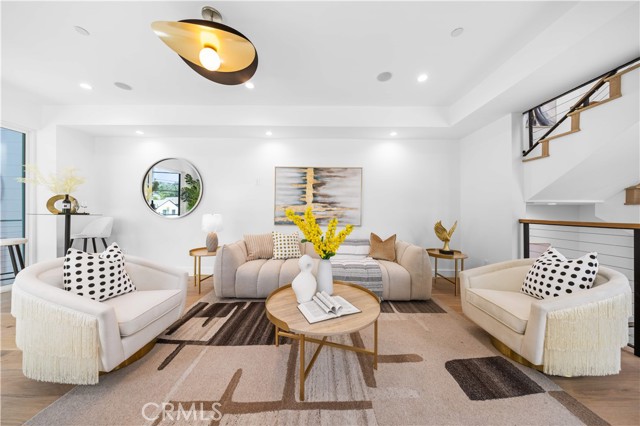 MLS #WS25167263 image #2