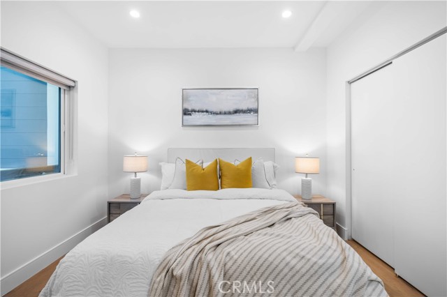 MLS #WS25167263 image #25