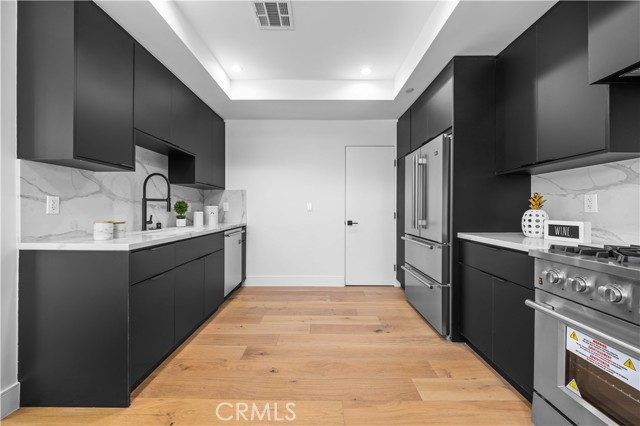 MLS #WS25167263 image #9