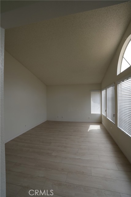 MLS #WS25167290 image #17