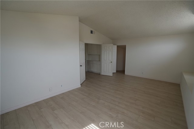 MLS #WS25167290 image #33