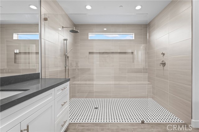 MLS #WS25167538 image #31