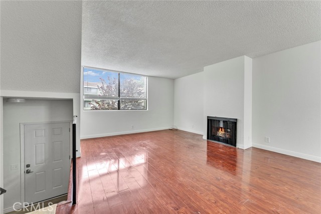 MLS #WS25168740 image #5