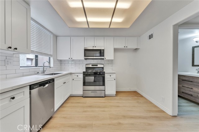 MLS #WS25168740 image #8