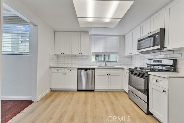 MLS #WS25168740 image #9