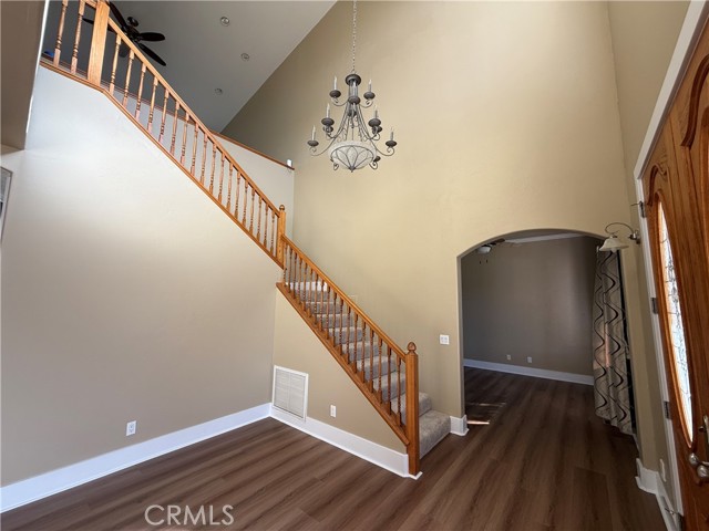 MLS #WS25168743 image #10