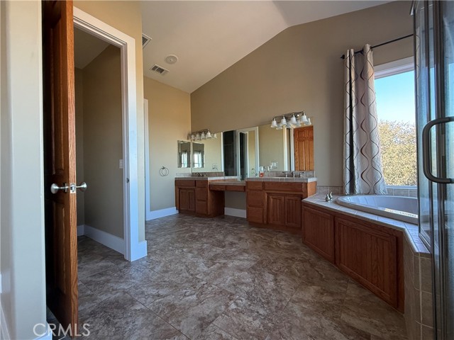 MLS #WS25168743 image #22