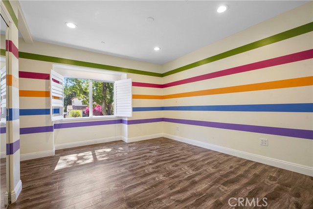 MLS #WS25168878 image #11