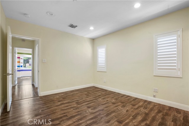 MLS #WS25168878 image #18