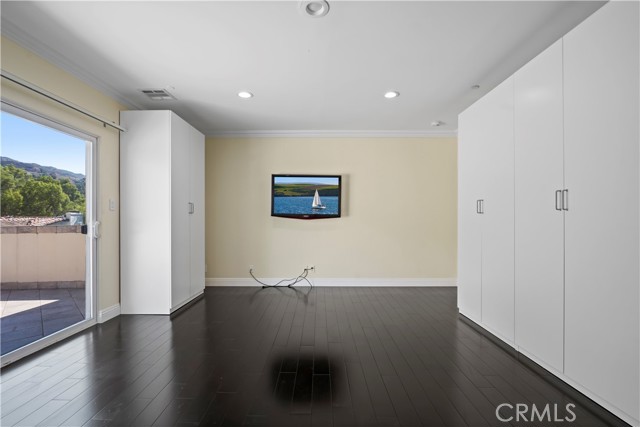 MLS #WS25168878 image #47