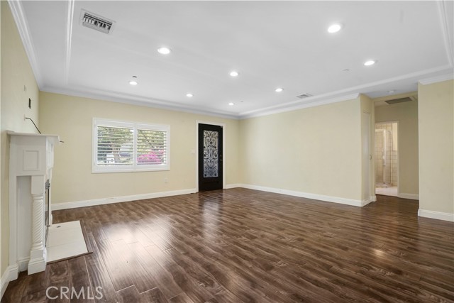 MLS #WS25168878 image #9