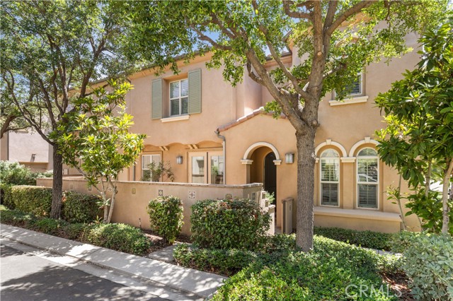 MLS #WS25168944 image #1