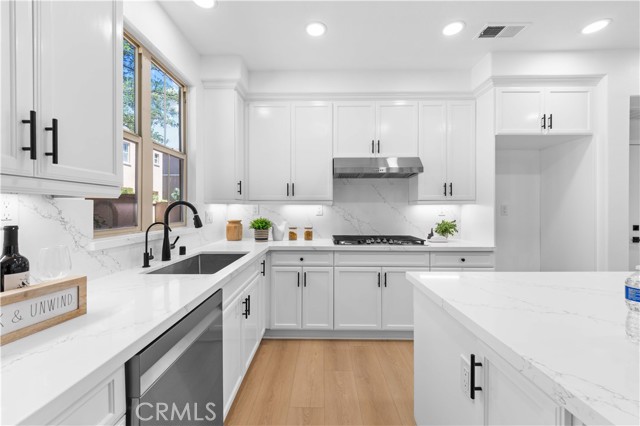 MLS #WS25168944 image #20