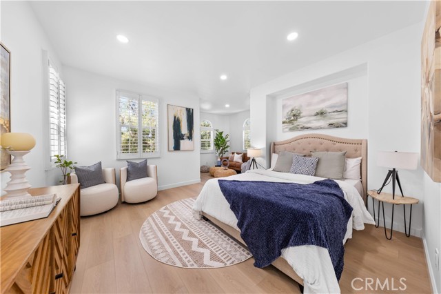 MLS #WS25168944 image #30