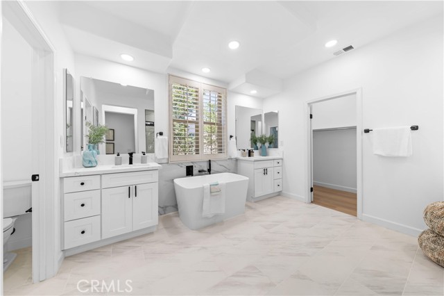 MLS #WS25168944 image #34